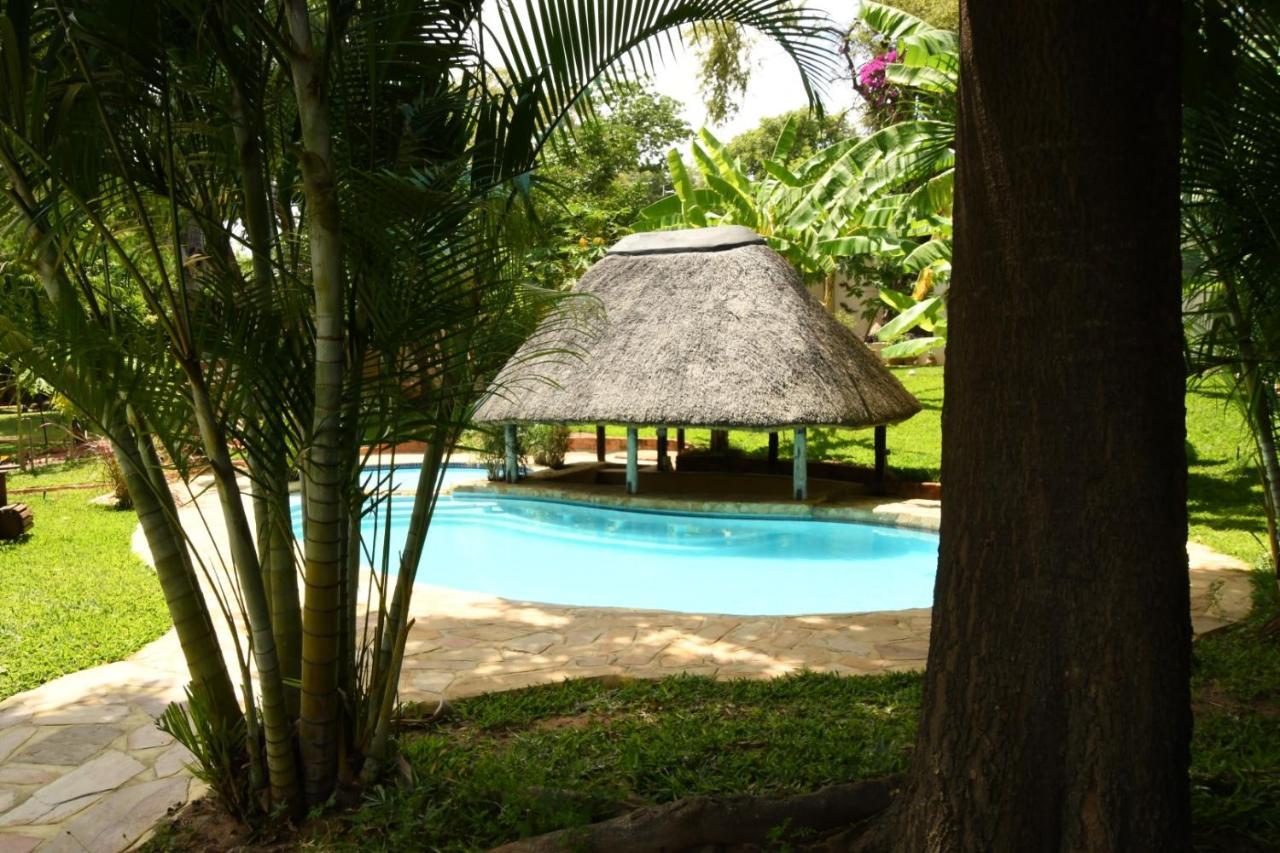Tambuti Lodge Rundu Exterior photo