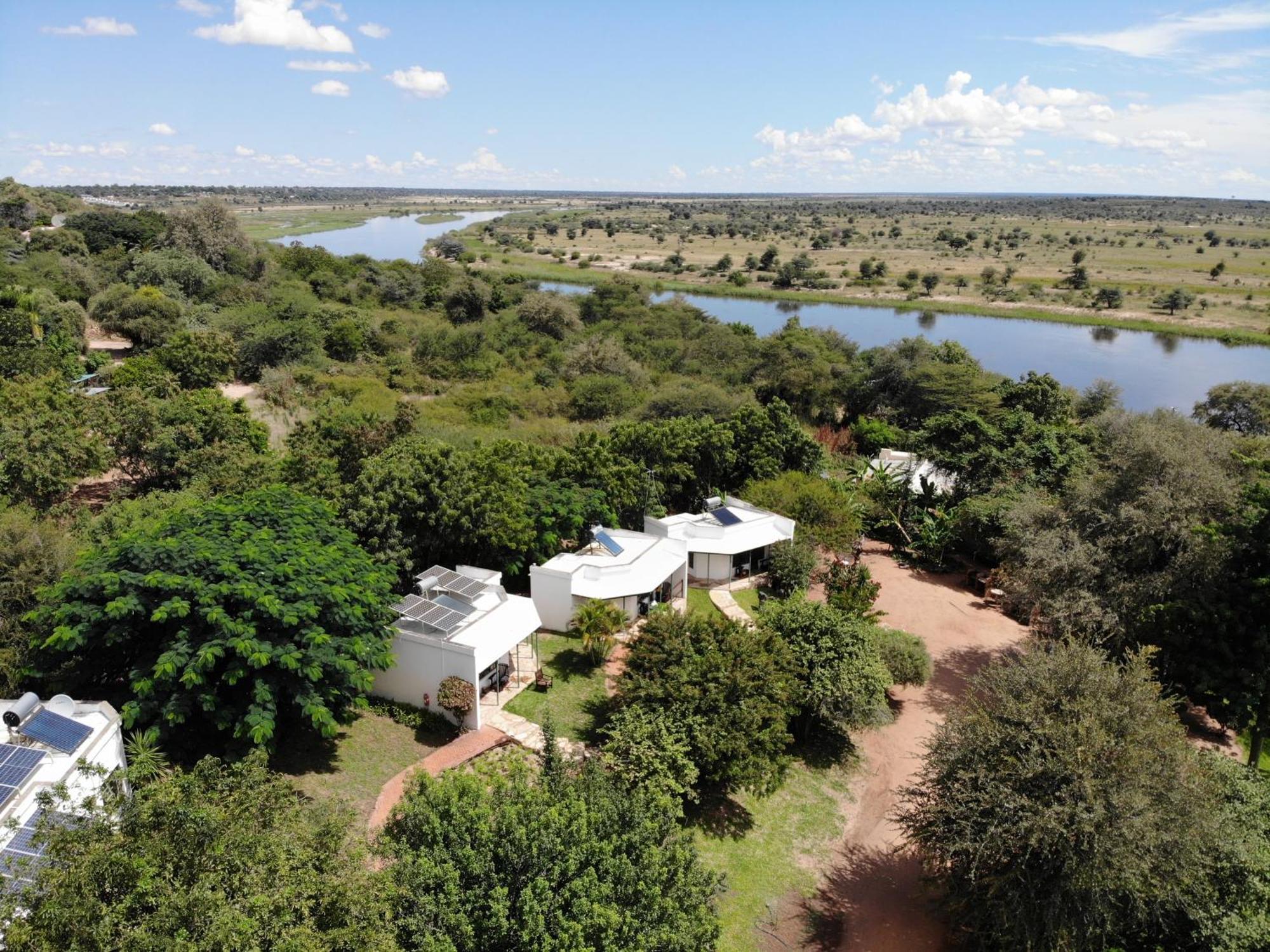 Tambuti Lodge Rundu Exterior photo