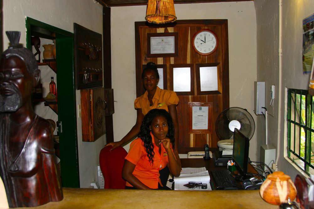 Tambuti Lodge Rundu Exterior photo