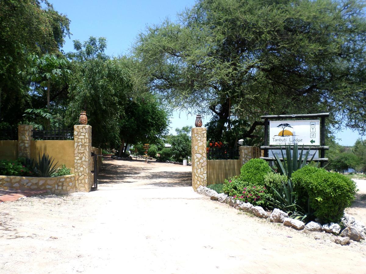 Tambuti Lodge Rundu Exterior photo