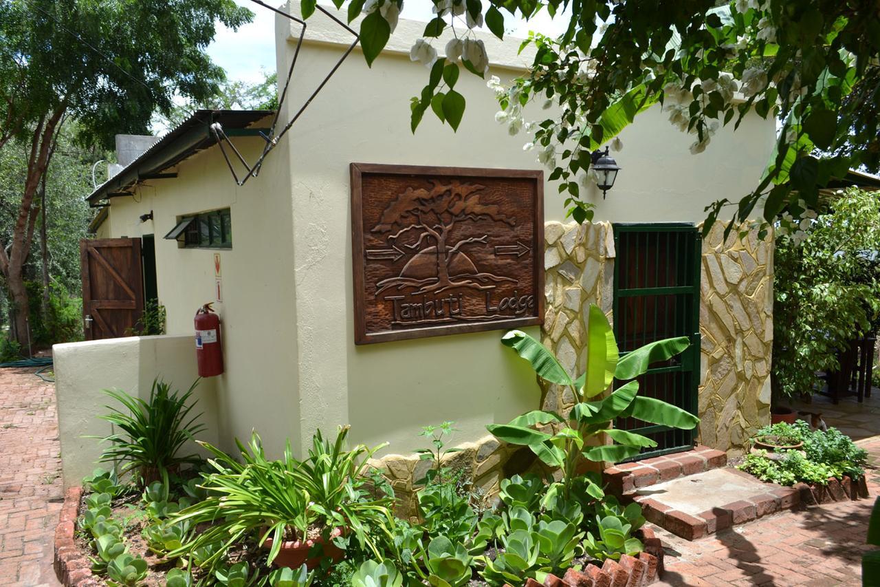 Tambuti Lodge Rundu Exterior photo