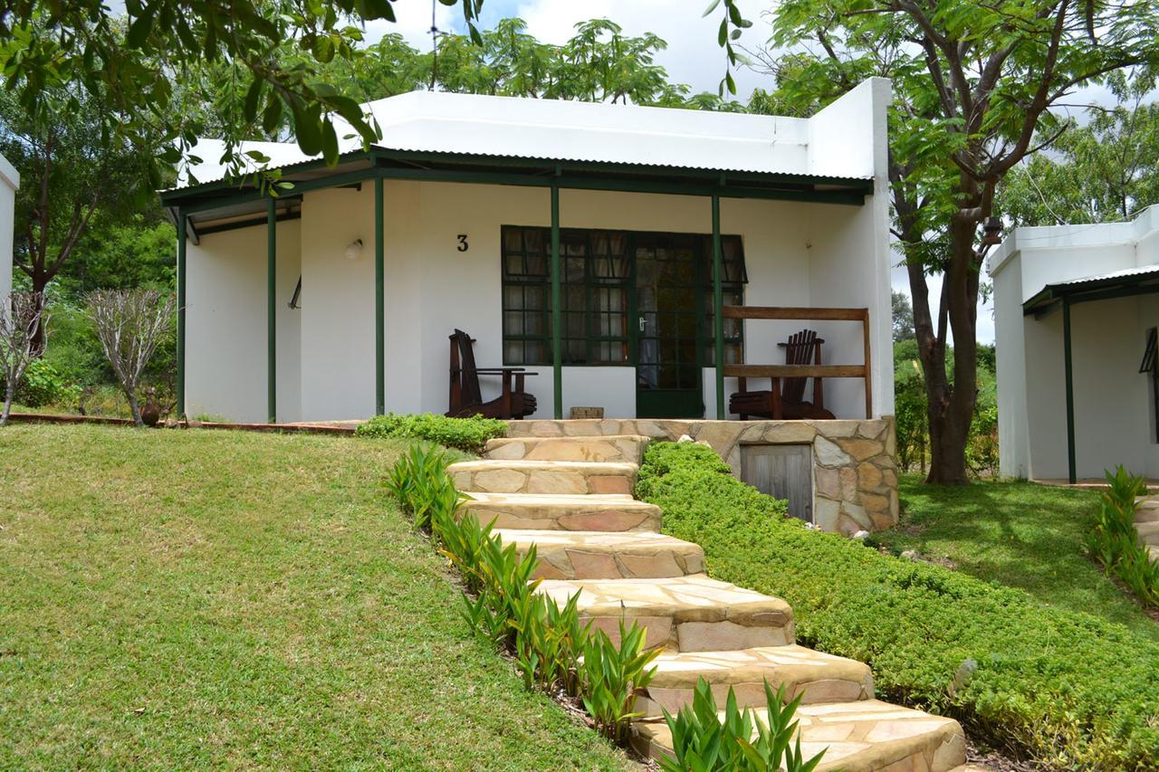 Tambuti Lodge Rundu Exterior photo