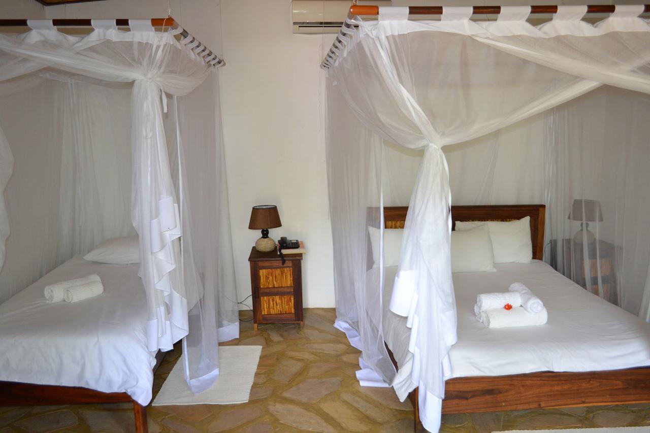 Tambuti Lodge Rundu Exterior photo