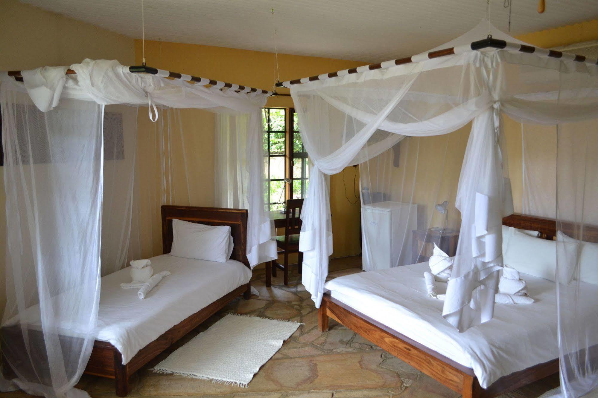 Tambuti Lodge Rundu Exterior photo